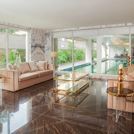 Casa Reina Apartments Gulberg III (Apt 105)