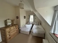 Quiet Cowfair Cottage In Central Cotswolds With Lovely Garden - 3-Star