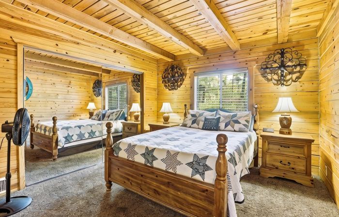 A Real Log Cabin in the Pines with a Huge Game Room and a Jacuzzi Tub!