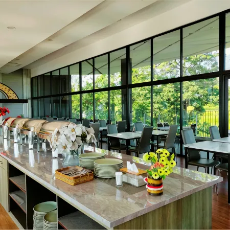 Grand Batu Inn