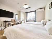 Okasan Hotel - parking
