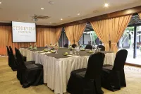 Cyberview Resort & Spa - Business