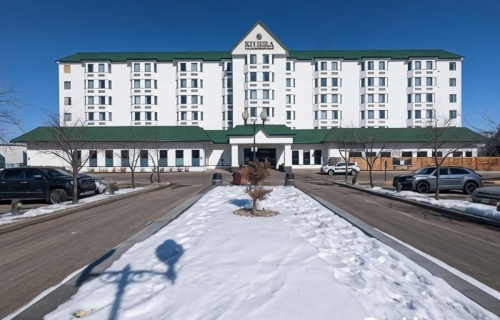 Divya Sutra Plaza and Conference Centre Calgary Airport