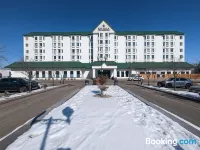 Divya Sutra Plaza and Conference Centre Calgary Airport Hotels near Telus Spark