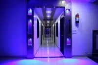 Hotel Golden Inn - parking