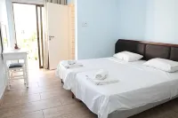 Antonis G. Hotel Apartments - balcony