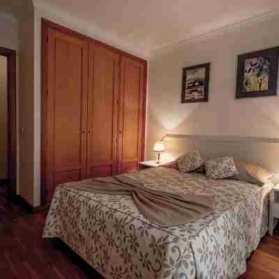 10 minutes from the center of Funchal- Free WIFI Rooms