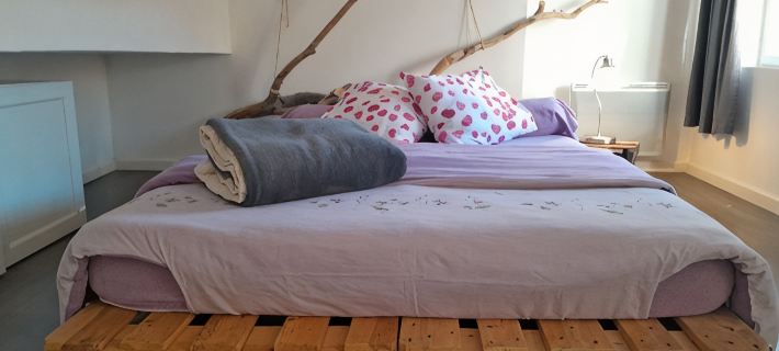 Right in the Historic Center Very Quiet Cocoon Apartment 2 Air-Conditioned Bedrooms Hotels in Авіньйон