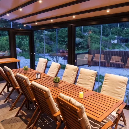 Geochang the Comma Pool Villa
