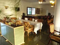 Sunny Golf Hotel - พร้อมอาหารเช้า