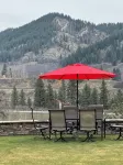 Alpine View Haus on Main - Bavarian Themed Condo - Boutique