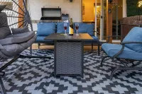 3-Bed Haven - 6 pple Hot tub, King bed, Pool & ping pong table, Grill, Fire pit - 4つ星