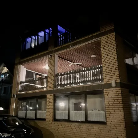 Apartment Steinhude. 115sqm + 30sqm loggia between bathing island and promenade
