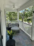 Gorgeous home in Vilano.  Situated btwn Beach  & Public boat launch with pool - balcony