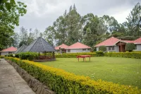 Tumaini Cottages and Conference Centre - Pools