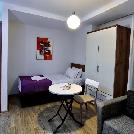 Upart Home