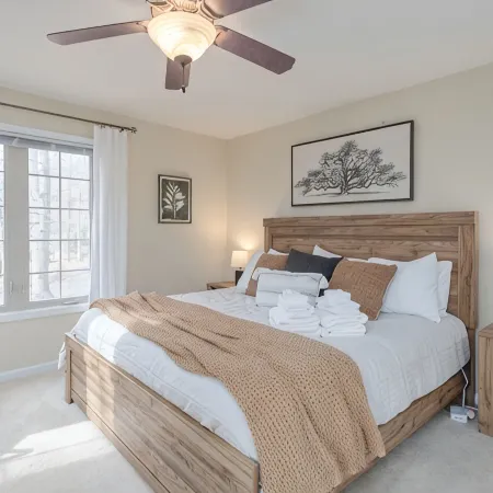 4-Bedroom Retreat in Massanutten: Hot Tub, Near Skiing, Golf, & Adventure Park