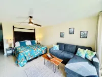 Tropical Paradise #13 at Hbr, Beach Access, AC & Kitchenette - 3-Star