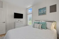 Atlantic Breeze South - Cozy & Renovated - Walk To Beach - 4-Star