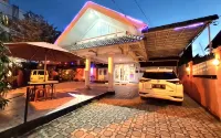 De Mawar Hotel Hotels in 