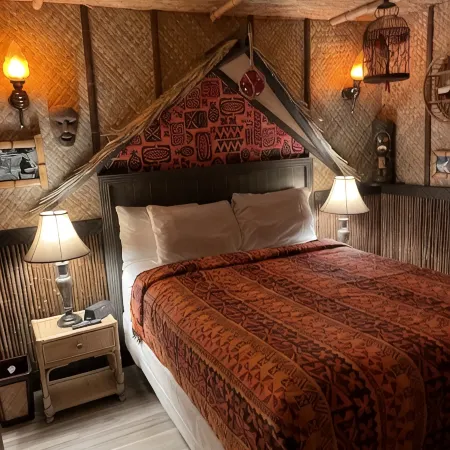 Tiki Themed Condo on Tampa Bay