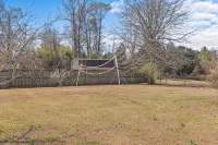 3Bed 1.5 Bath 10 Min to Base - 3-Star