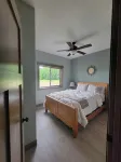 Aurora is a 3-bedroom house in Holcombe. A year-round playground for all! - 3つ星