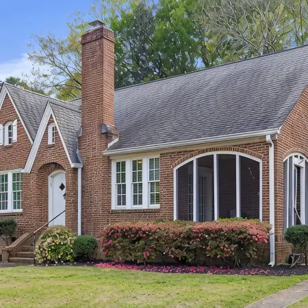 Auburn Game Day Retreat • 2Br Home • Sleeps 4 • Near Downtown Opelika
