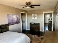 Barndominium on Gorgeous Ranch! - Homestays