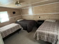 Great area for hunting and fishing, dog kennel on property - 3-Star