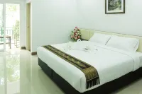 NP Hotel - 3-Star