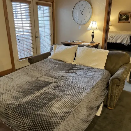 Zermatt Resort Condo located in the beautiful Swiss town of Midway