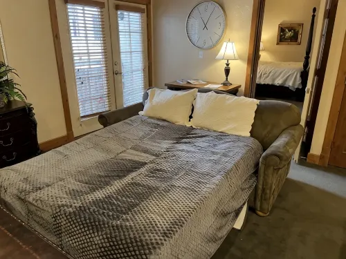 Zermatt Resort Condo located in the beautiful Swiss town of Midway - Wifi