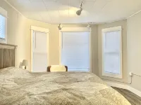 Historical 2 Bedroom House Perfectly Located in the Heart of Downtown Bozeman - บังกะโล