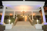 Emakhosini Boutique Hotel - ที่มีสระว่ายน้ำ