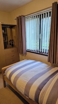 Large 3 bed bungalow set in Woodland grounds near Tamar lakes and local beaches - 2つ星