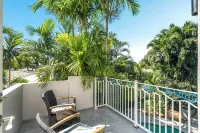 The Ideal Coastal Retreat: Beach/Casino/Marina - Private Pools