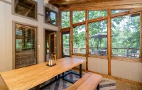Cozy Chalet in the Woodshttp://Www.Innsbrook-Resort.Com/ - Chalets