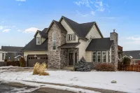 Large home w/ hot tub, cinema, bar/game room - 무료 와이파이