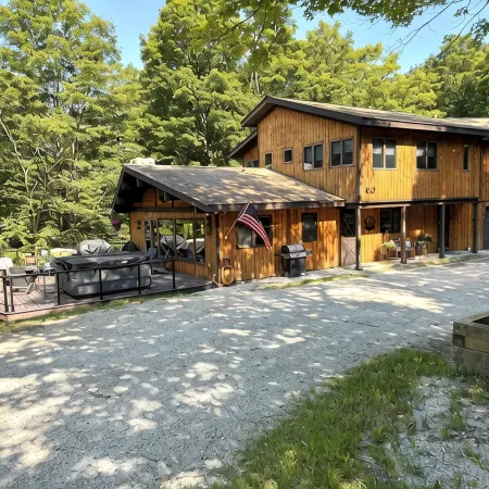 Spacious Newly renovated house with Hot tub, Game Room, Fitness room and more!