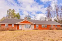 The Big House in the Heart of Errol - 3-Star