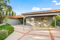 Picturesque Laurel Canyon Home w/Heated Pool/Spa - 3-Star