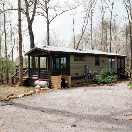Be Still Tiny House on Monteagle Mountain