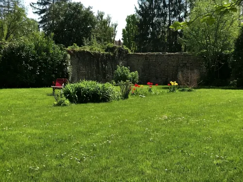 Former convent from the 17th, renovated, private garden, Beaune city center - ห้องครัว