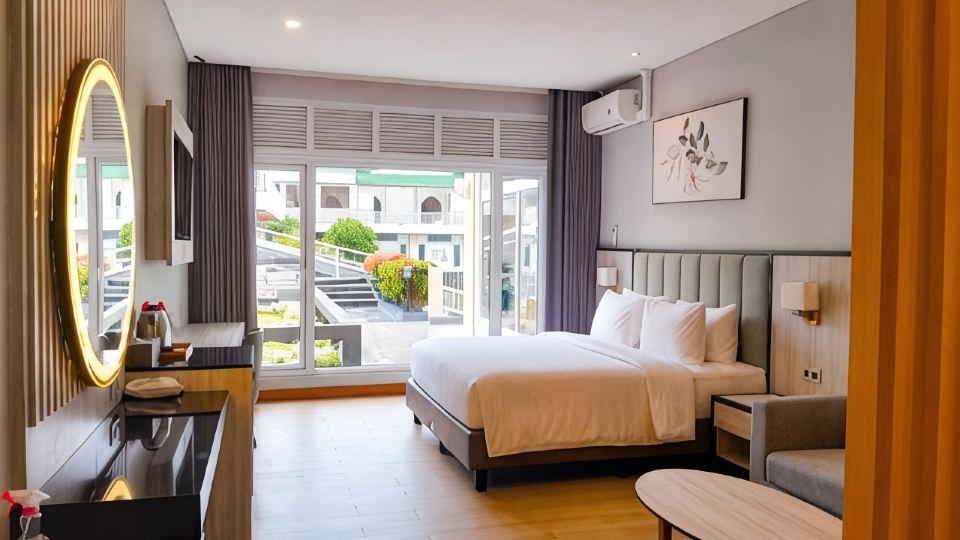Agra Hotel & Grand Ballroom
