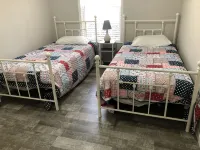 Mountain Views, Fire Pit, Minutes From Downtown Asheville - 4-Star