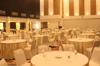 Grand Arjuna Hotel - 4-Star