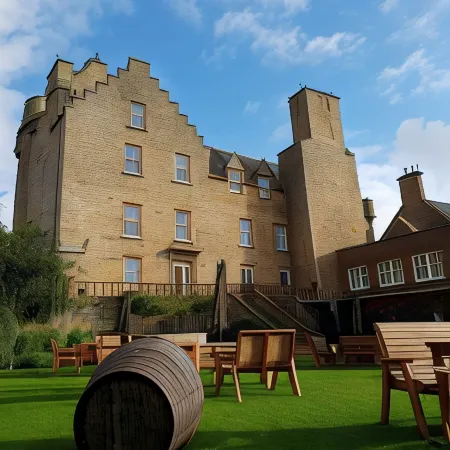 Dornoch Castle Hotel