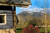 Dreamers Mt Beauty - غرفة مطلة على الجبل