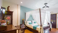 P.Paradise Hotel - Parking